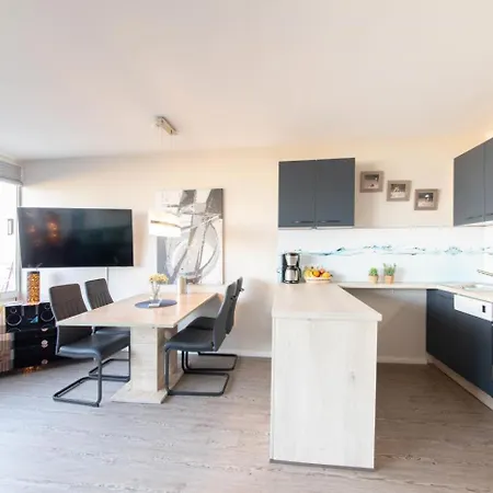 Apartment Strandhotel App. 105 *